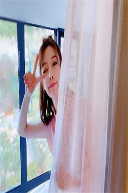 dagese-老板让我给女友买包