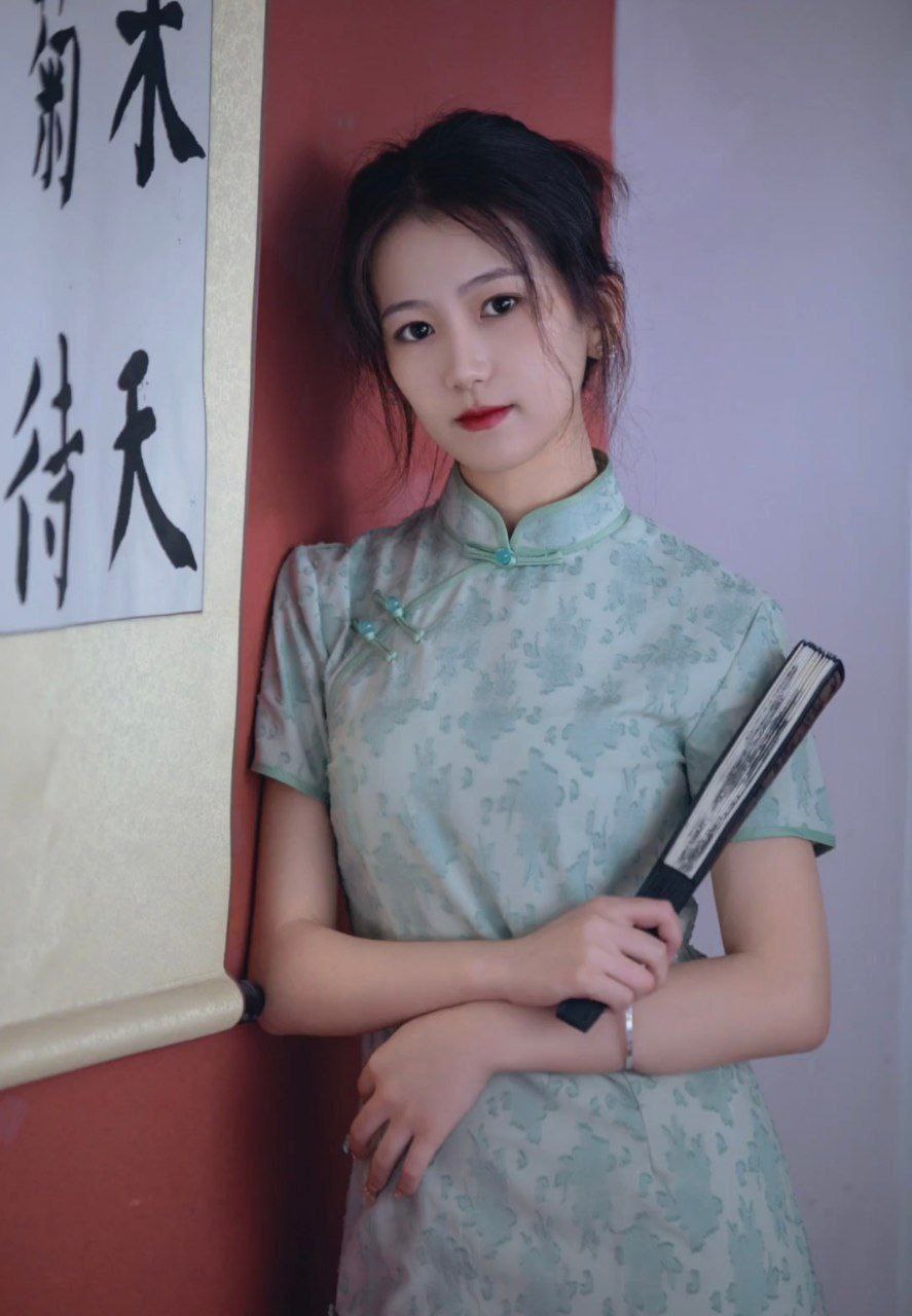 国产亚洲精品久久久久久白晶晶-白晶晶相关影视作品在哪看